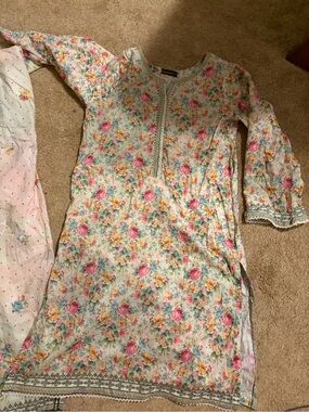 Floral Lace-Trim Tunic Dress in Pastel Rose bin saeed size small